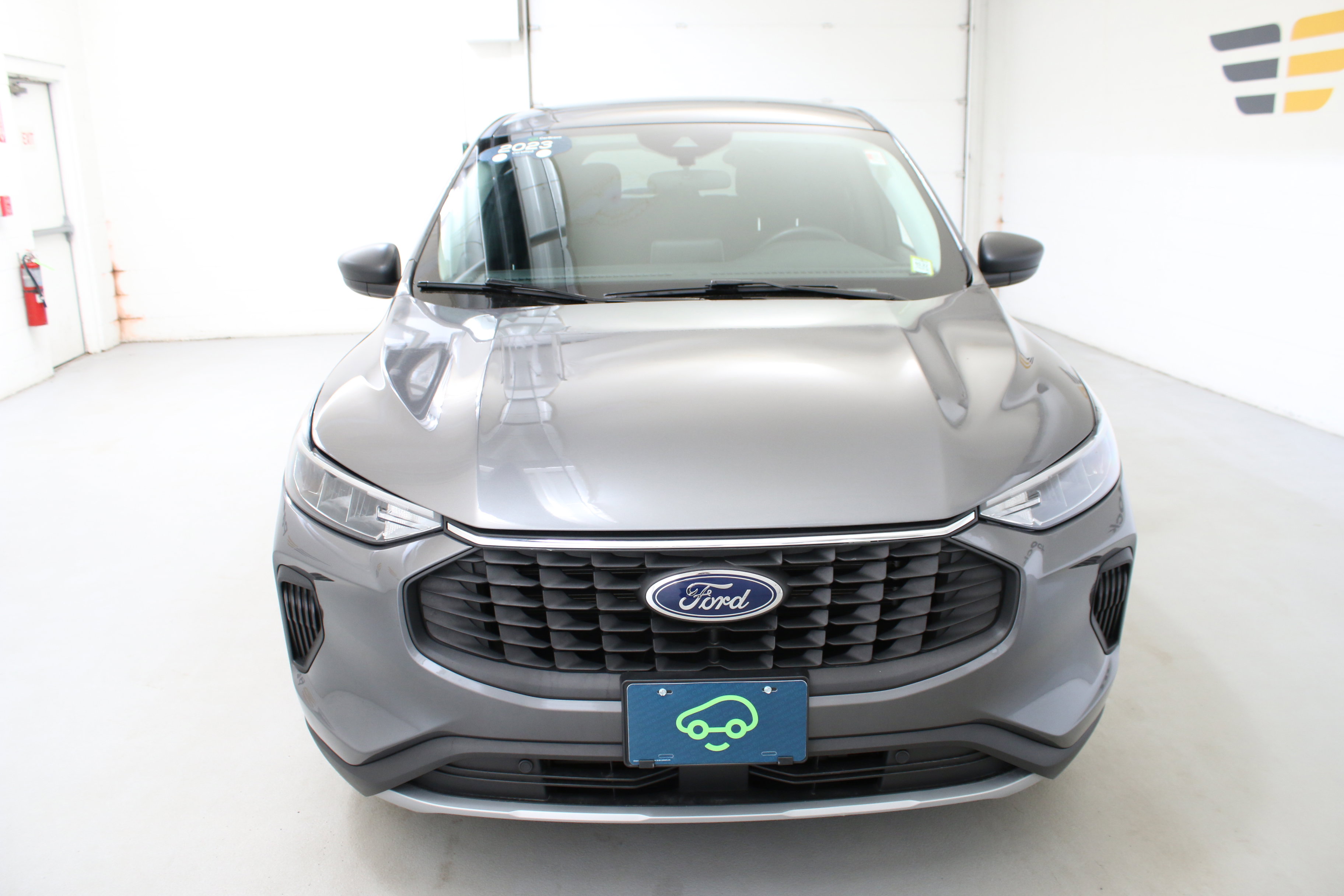 Used 2023 Ford Escape Active AWD/4WD image 3