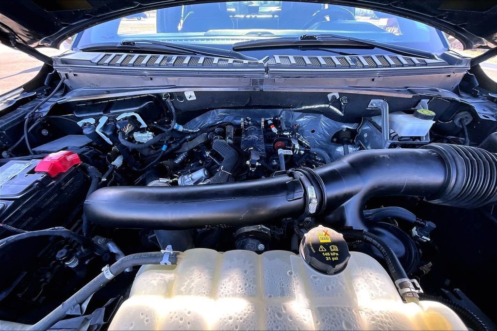 Used 2022 Ford Expedition Limited image 10