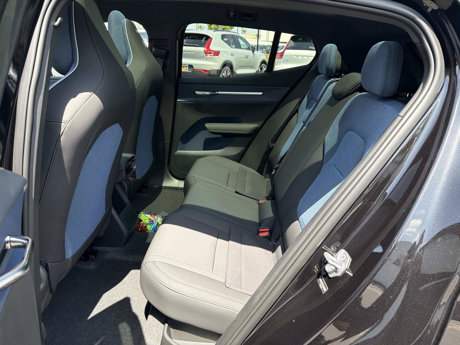 New 2026 Volvo EX30 Plus w/ Climate Package AWD/4WD image 17
