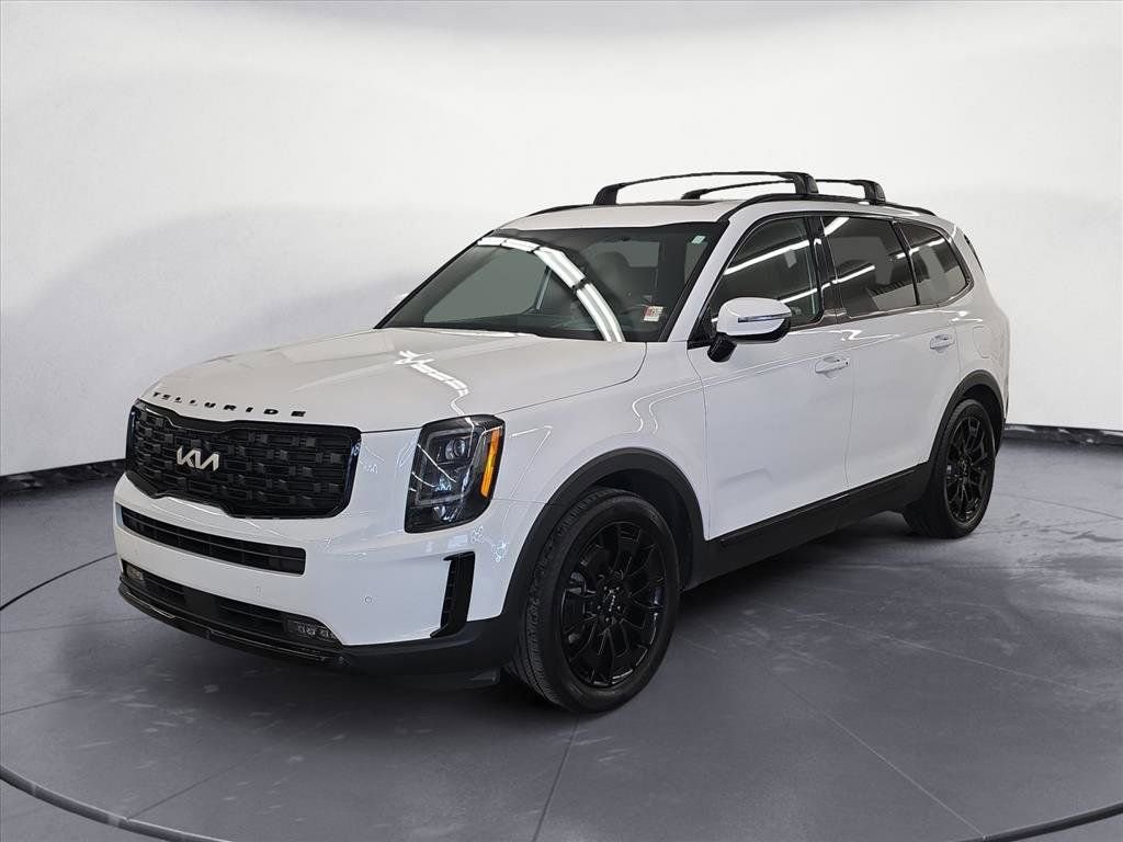 Used 2022 Kia Telluride SX w/ SX Prestige Package image 2