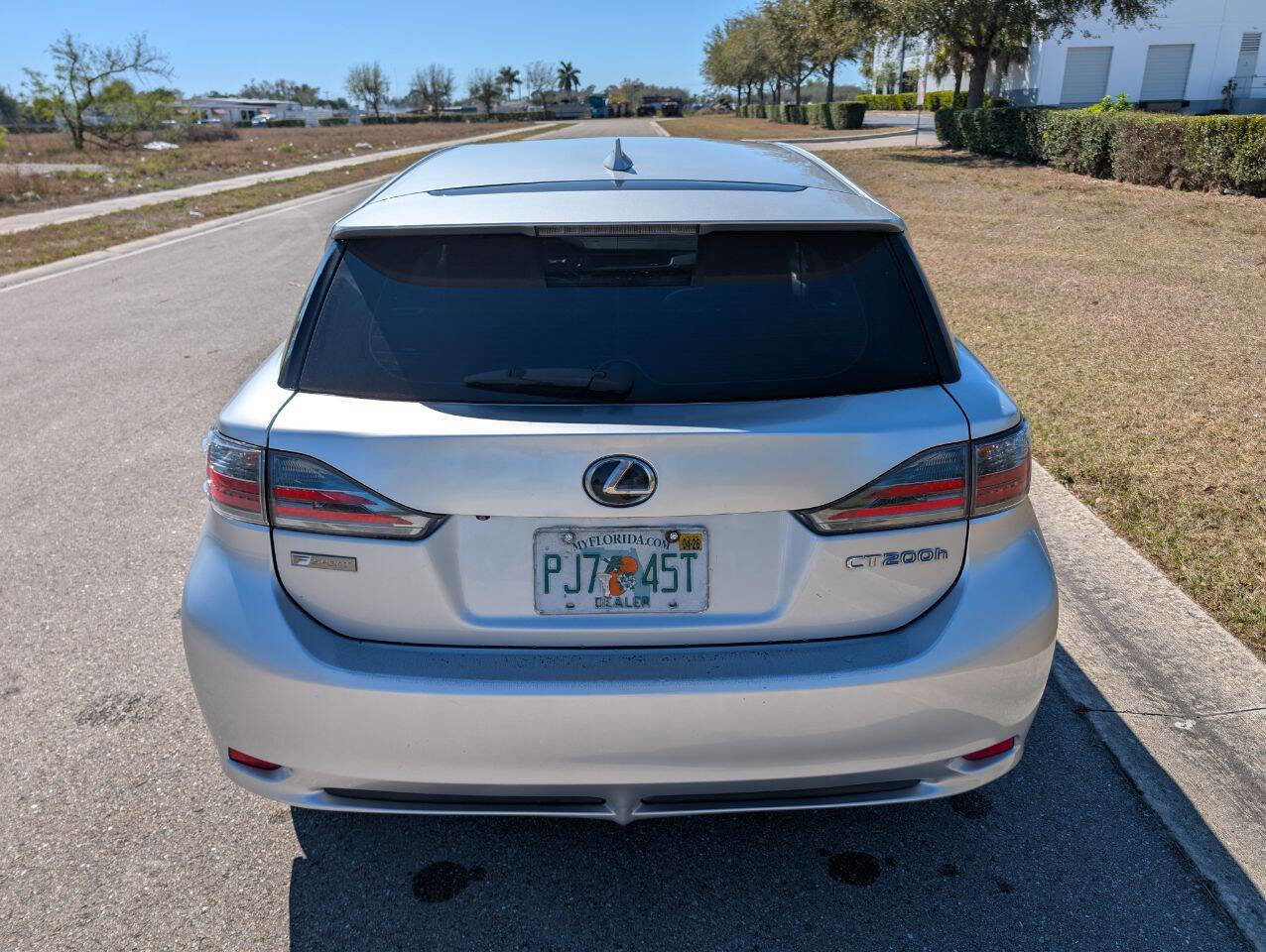 Used 2015 Lexus CT 200h image 7