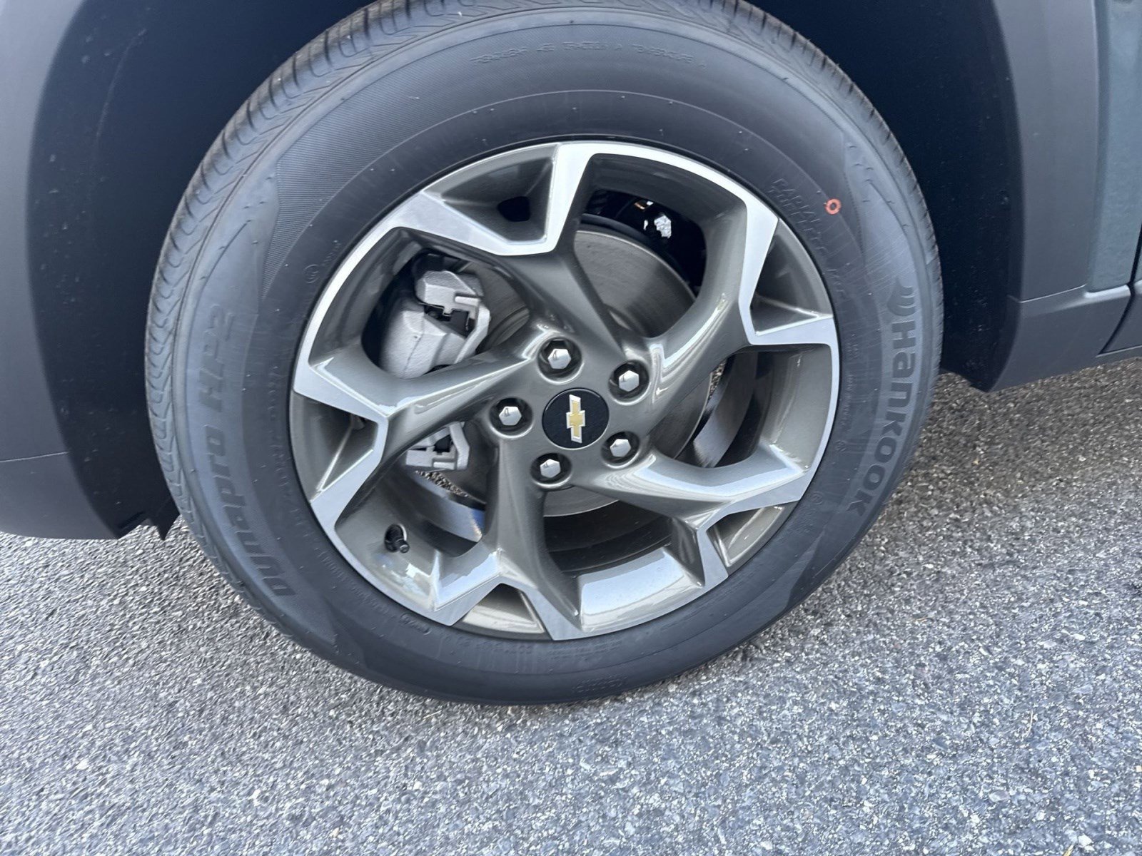 New 2026 Chevrolet Trax LT w/ Driver Confidence Package FWD image 8