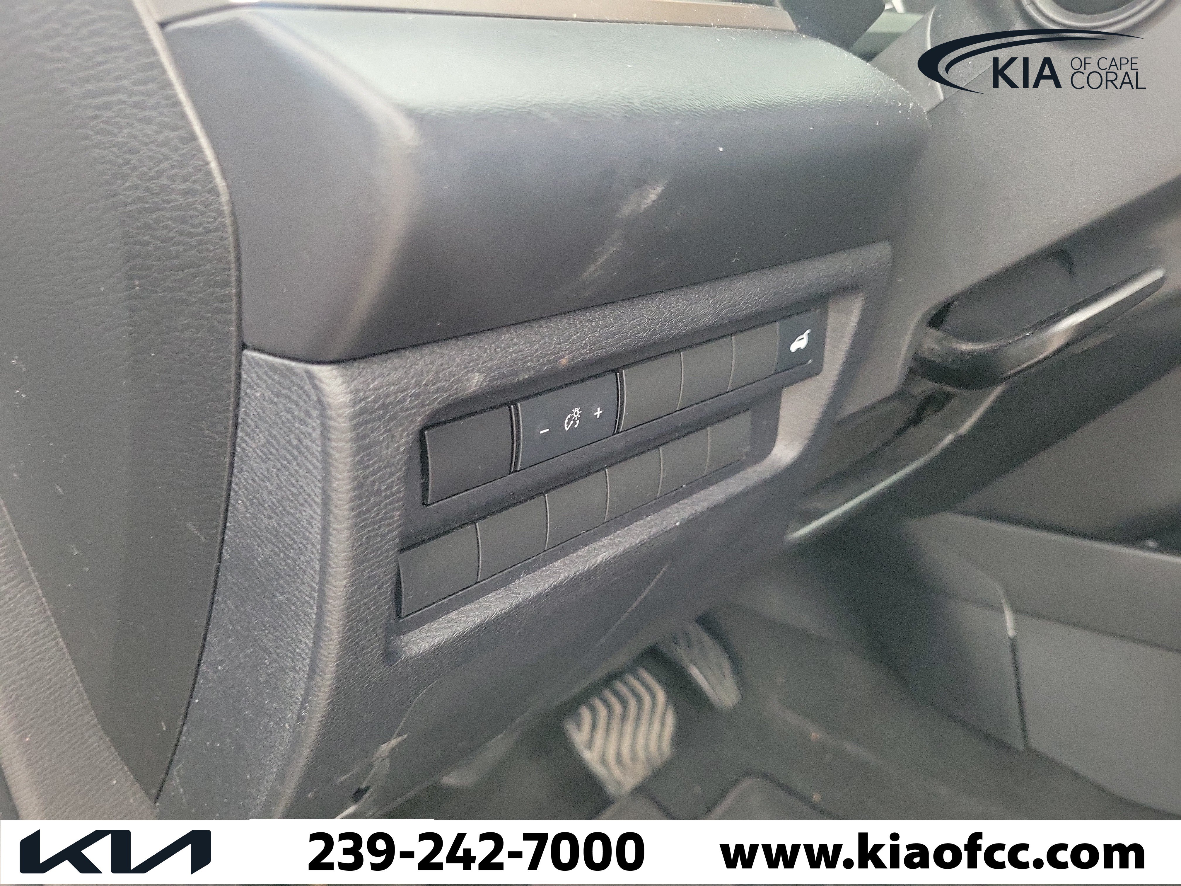 Used 2022 Mitsubishi Outlander SE FWD image 27