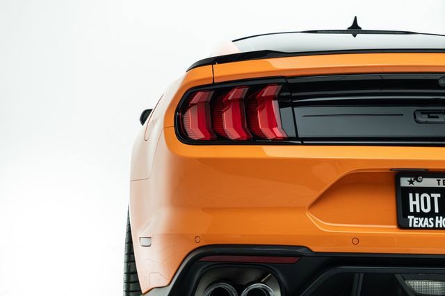 Used 2021 Ford Mustang GT Premium w/ Equipment Group 401A image 18