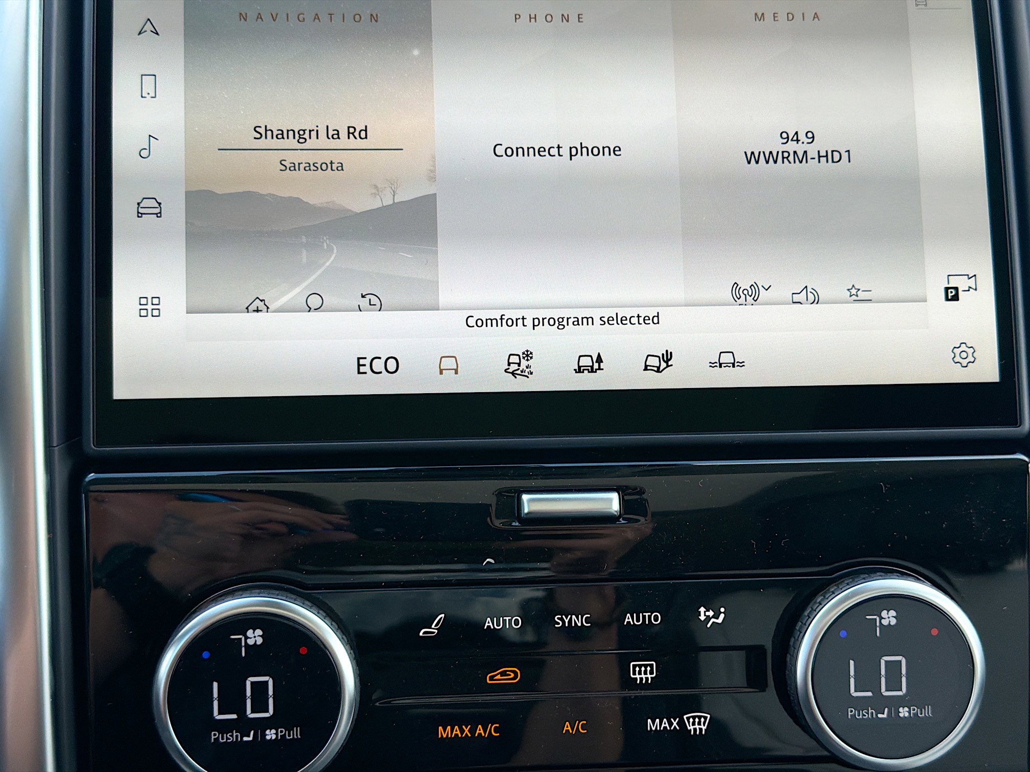 New 2026 Land Rover Discovery Dynamic SE AWD/4WD image 31
