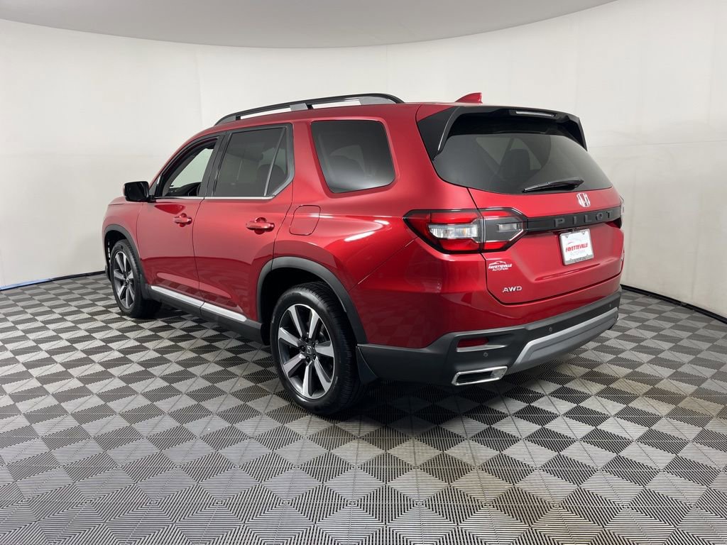 Used 2024 Honda Pilot Touring image 17