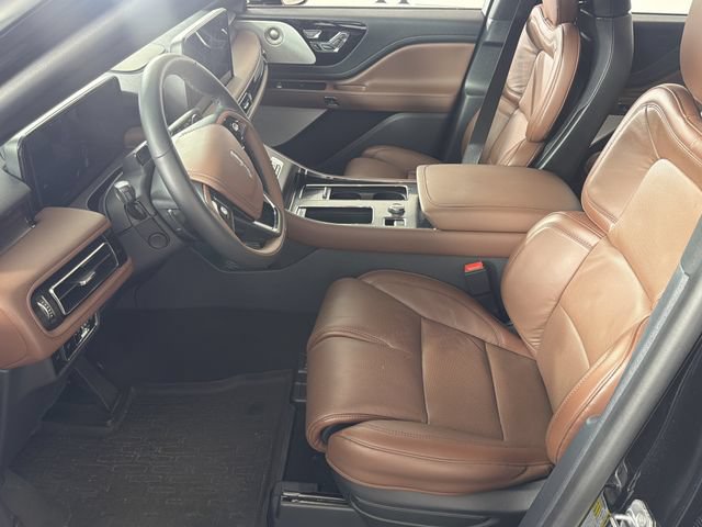 Used 2026 Lincoln Aviator Reserve w/ Luxury Package AWD/4WD image 19