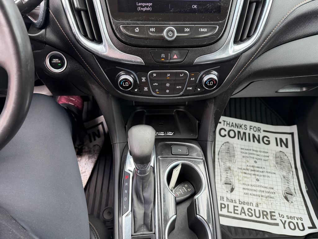 Used 2022 Chevrolet Equinox Premier AWD/4WD image 18