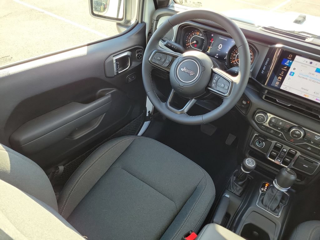 New 2025 Jeep Gladiator Sport AWD/4WD image 14