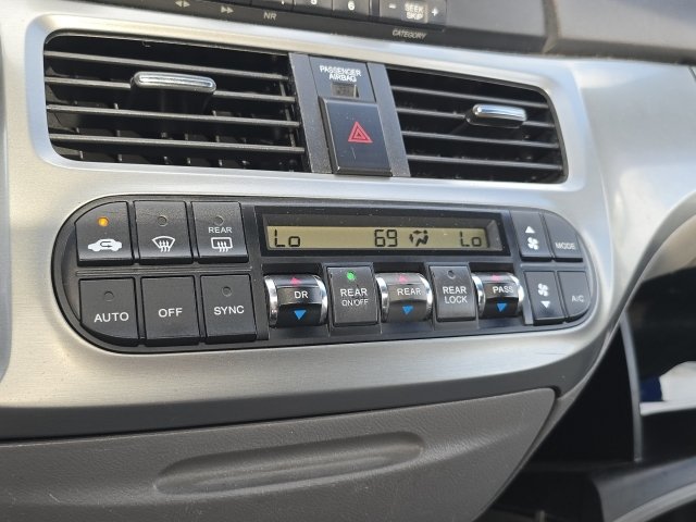 Used 2010 Honda Odyssey EX-L image 18
