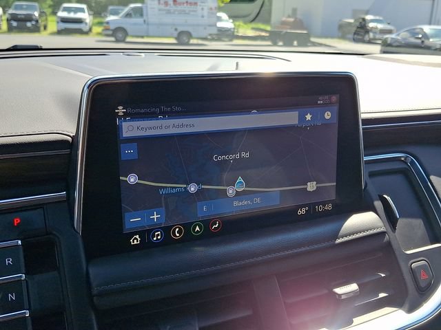 Used 2021 Chevrolet Suburban Z71 w/ Luxury Package AWD/4WD image 19