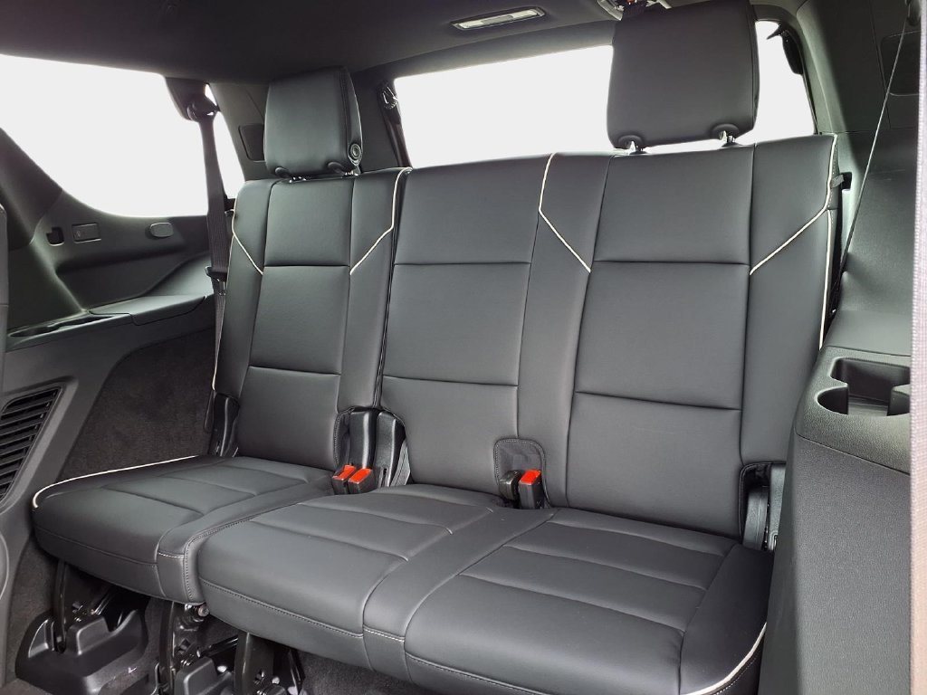 New 2026 Cadillac Escalade Sport w/ LPO, ONYX Package RWD image 11