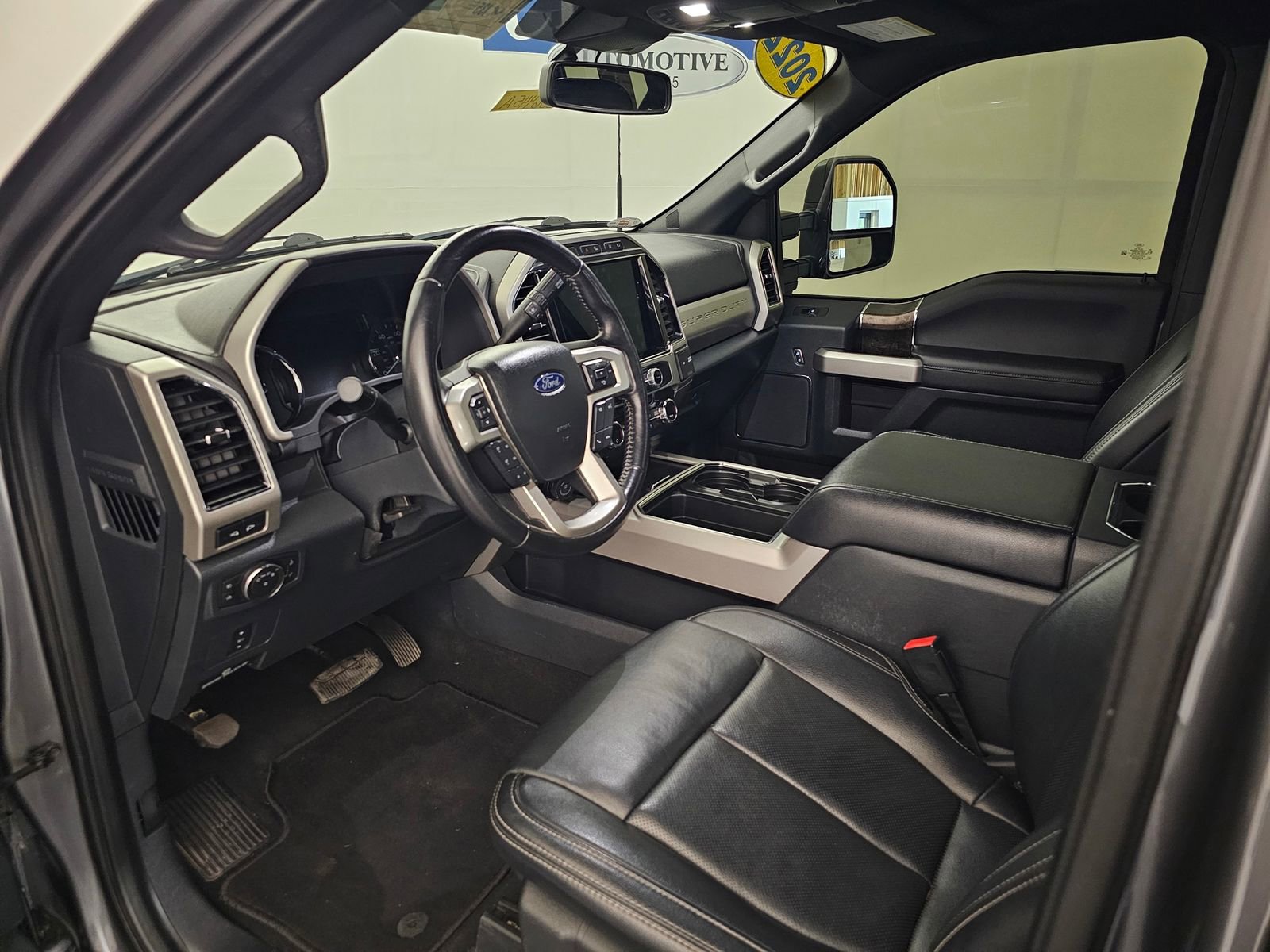 Used 2022 Ford F250 Lariat w/ Tremor Off-Road Package image 11