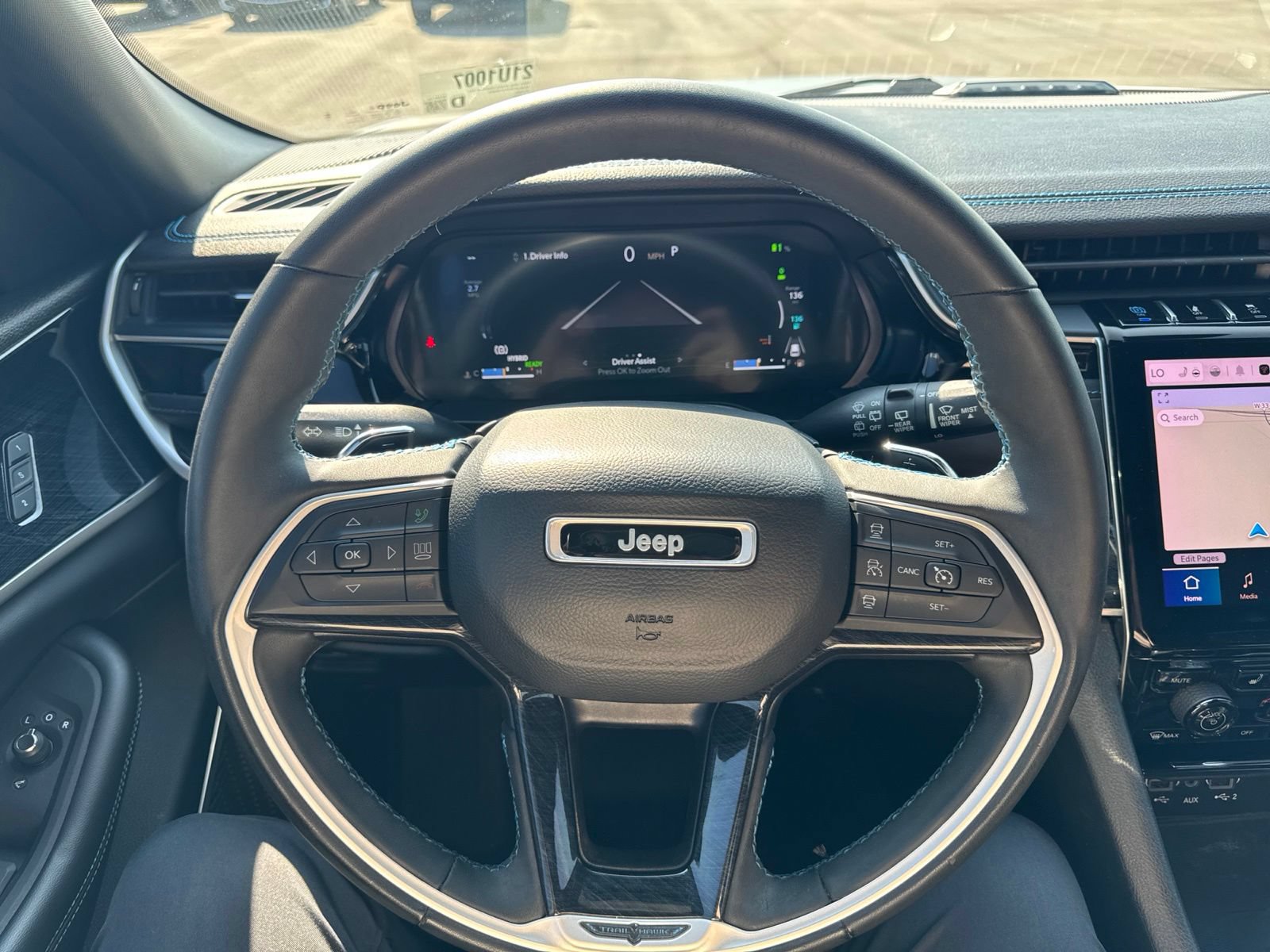 Used 2023 Jeep Grand Cherokee Trailhawk w/ Advanced Protech Group II AWD/4WD image 17