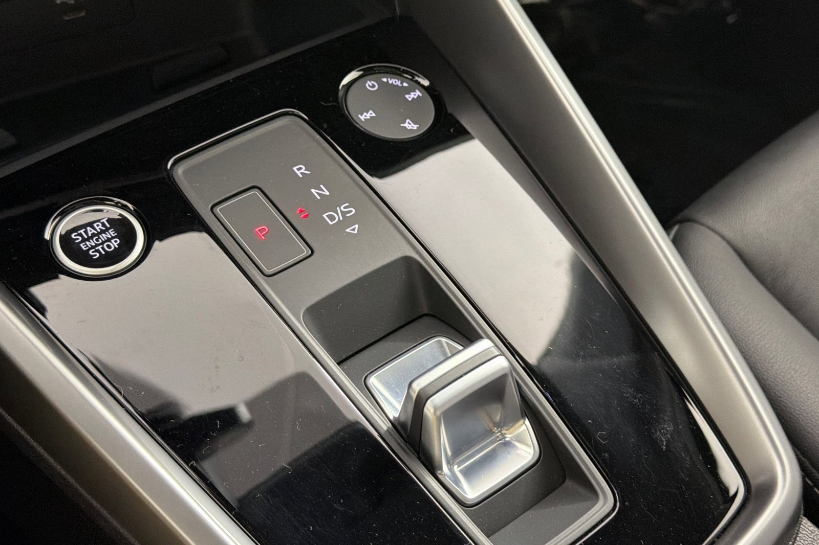 Used 2023 Audi A3 2.0T Premium w/ Convenience Package image 19