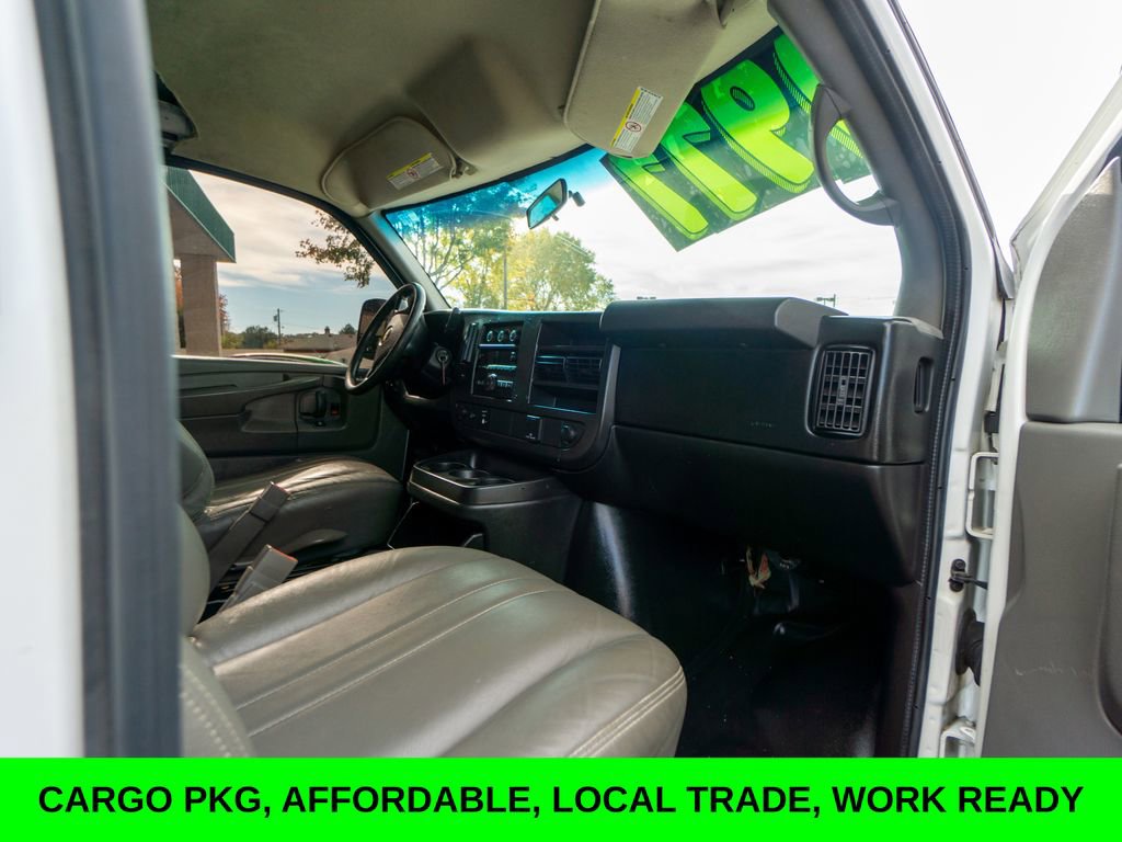 Used 2015 Chevrolet Express 2500 image 20