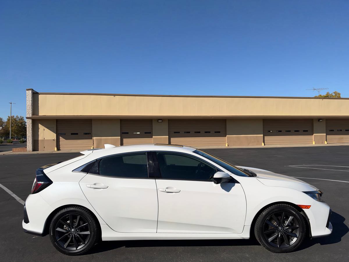 Used 2020 Honda Civic EX image 8
