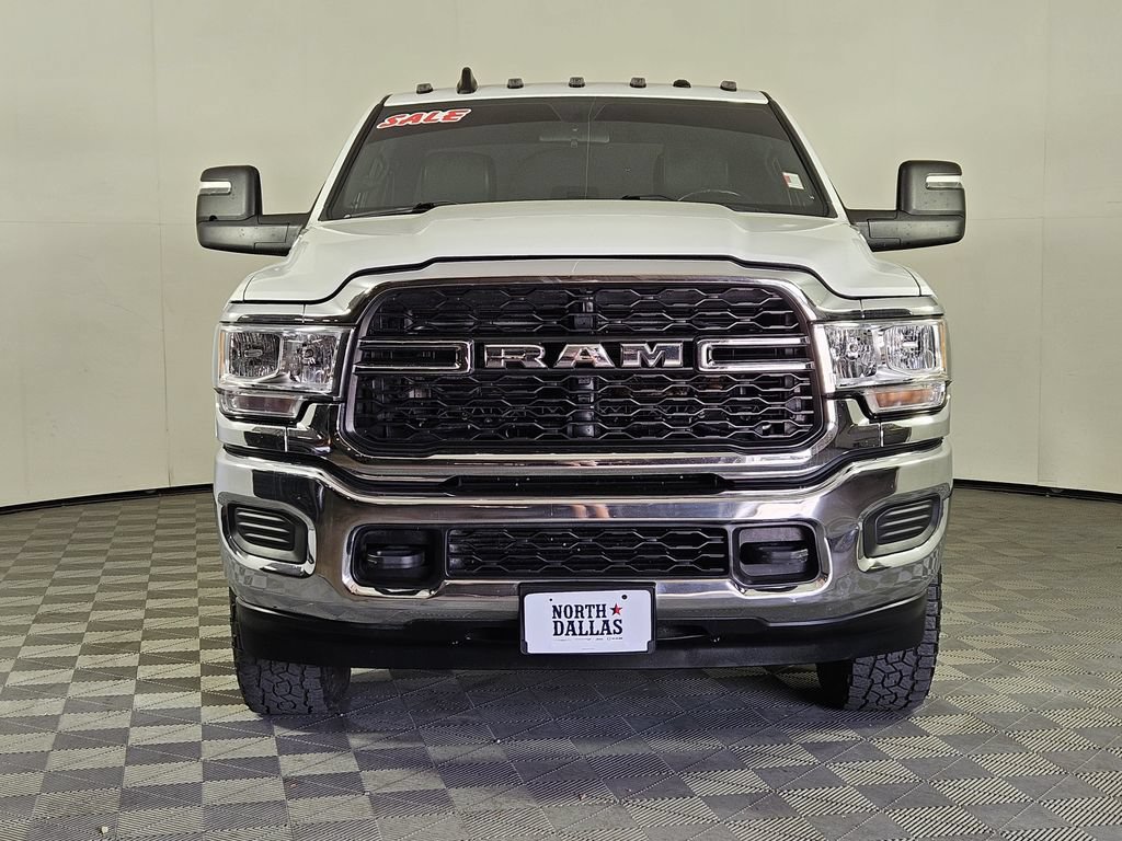 Used 2024 RAM 2500 Tradesman w/ Chrome Appearance Group AWD/4WD image 2