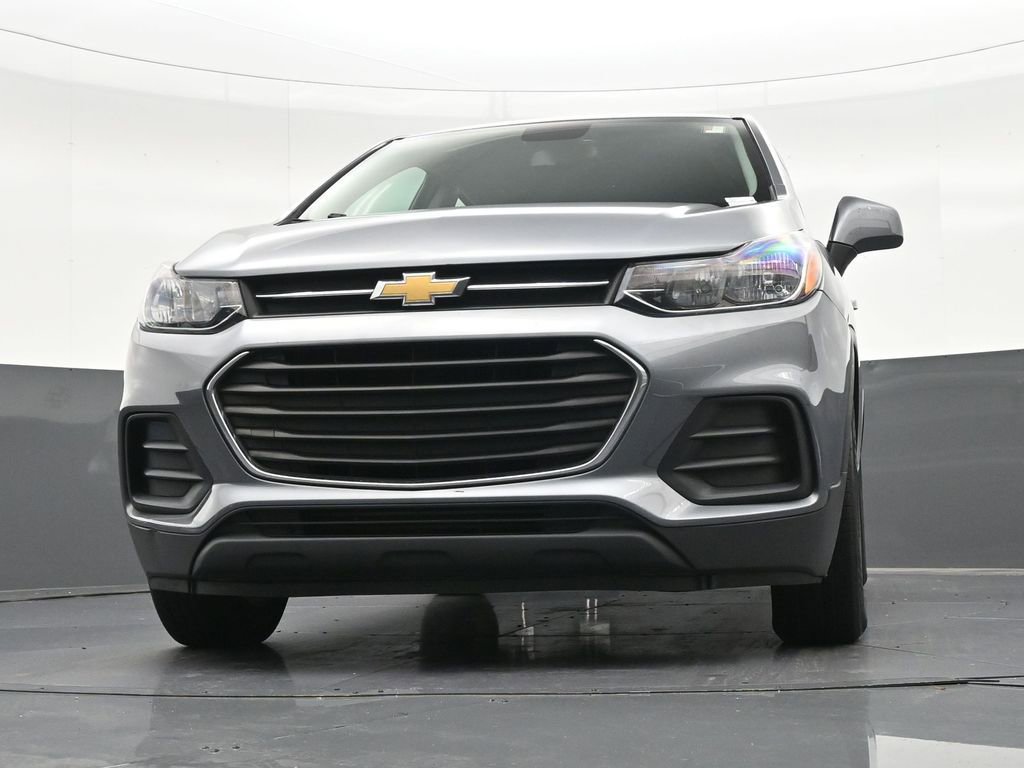 Used 2020 Chevrolet Trax LS image 30