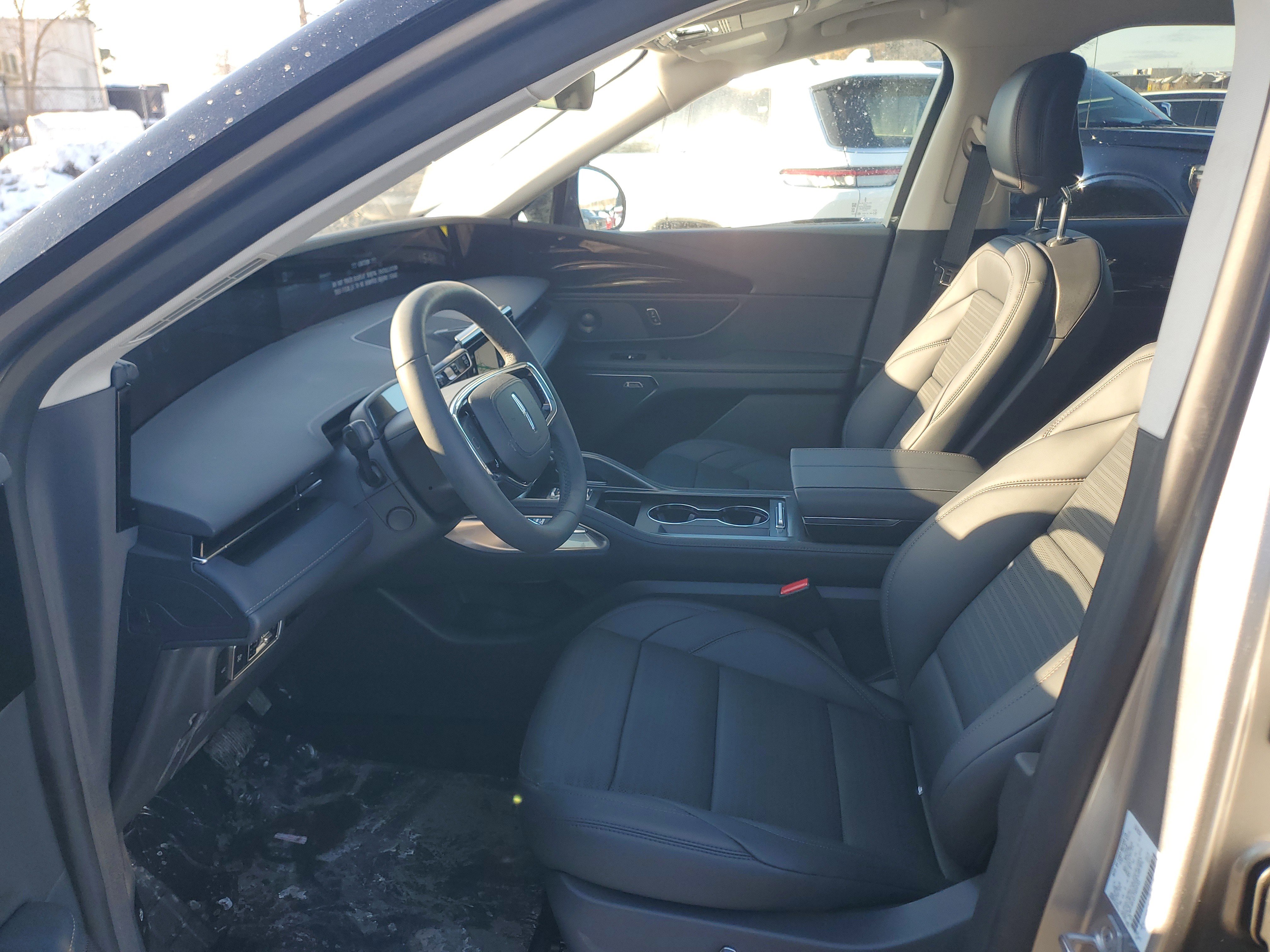 New 2026 Lincoln Nautilus Reserve w/ Jet Appearance Package image 11