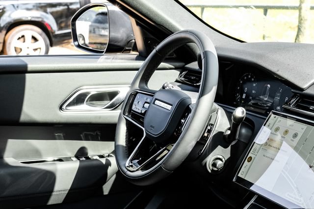New 2026 Land Rover Range Rover Velar S AWD/4WD image 17