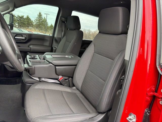 Used 2026 Chevrolet Silverado 2500 Custom w/ Custom Value Package image 21