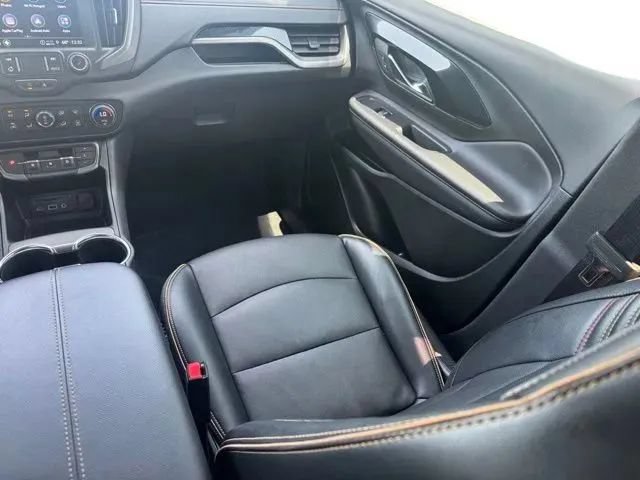 Used 2023 GMC Terrain AT4 AWD/4WD image 20