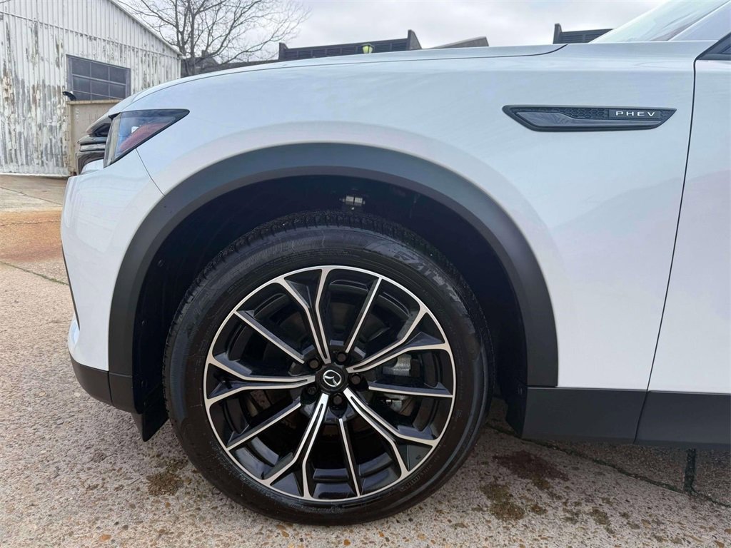 Certified 2025 MAZDA CX-70 Plug-In Hybrid w/ Premium Plus image 5