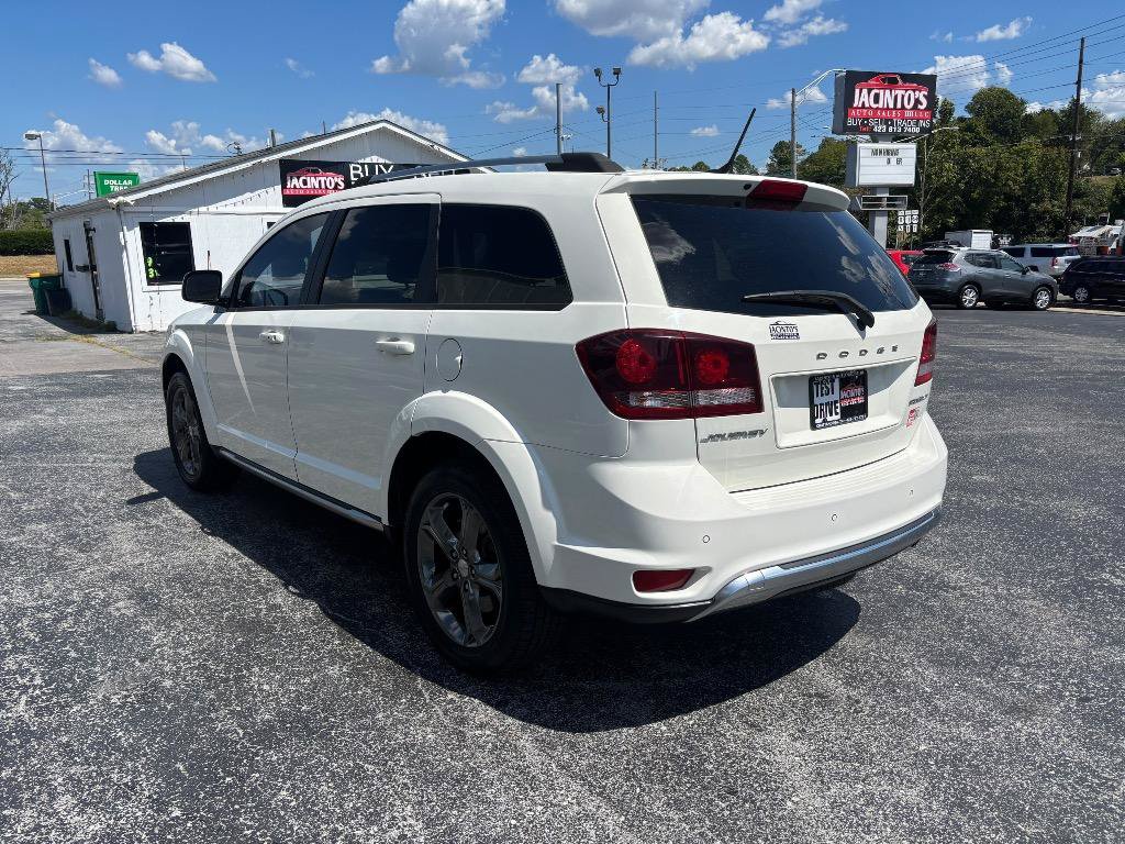 Used 2015 Dodge Journey Crossroad w/ Flexible Seating Group FWD image 4