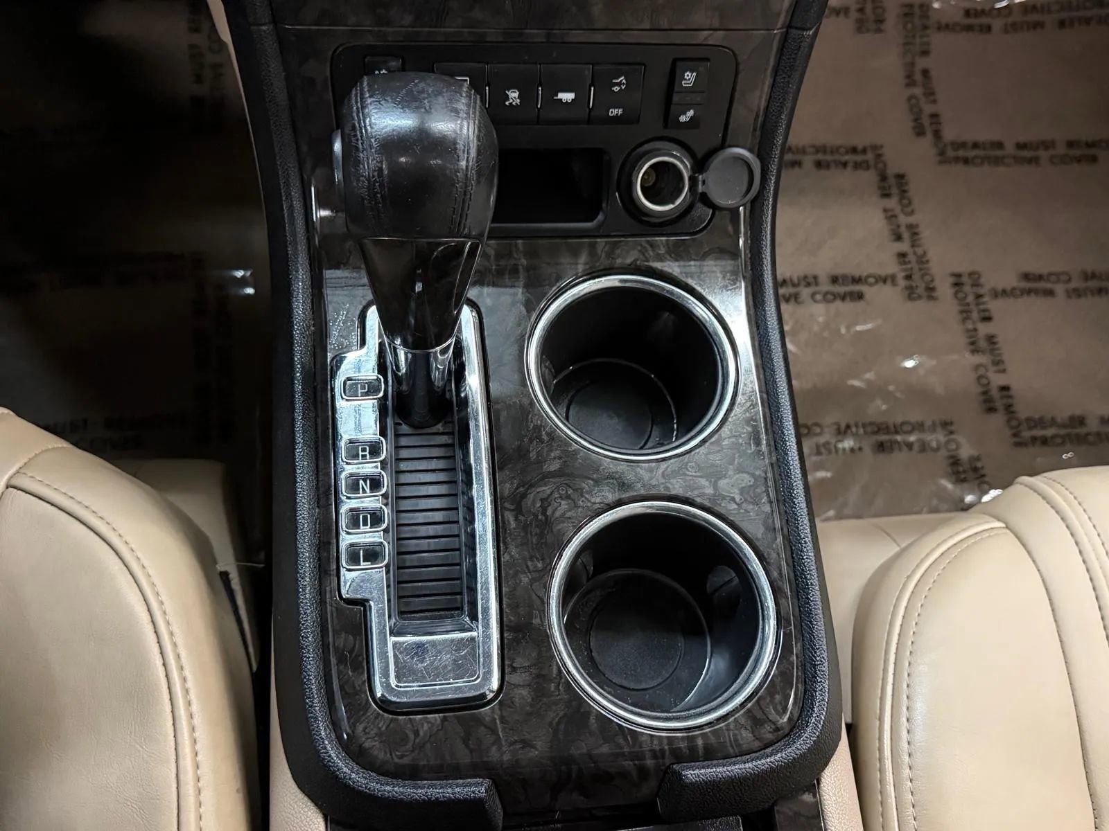 Used 2011 GMC Acadia Denali image 40