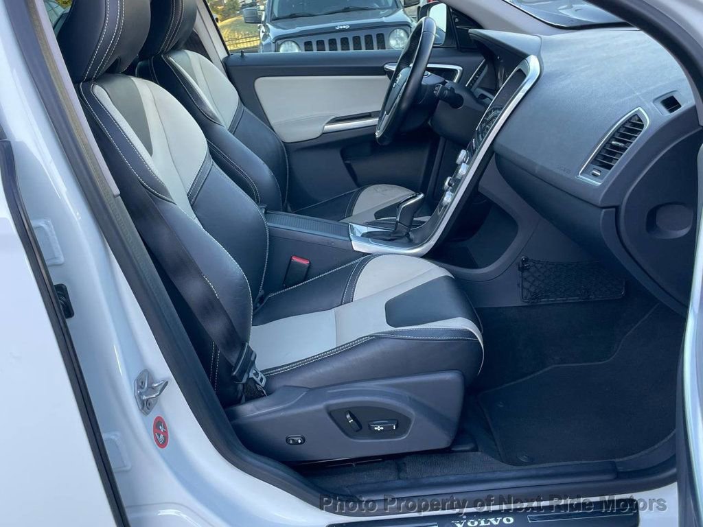 Used 2017 Volvo XC60 T6 Dynamic w/ Preferred Option Package image 8