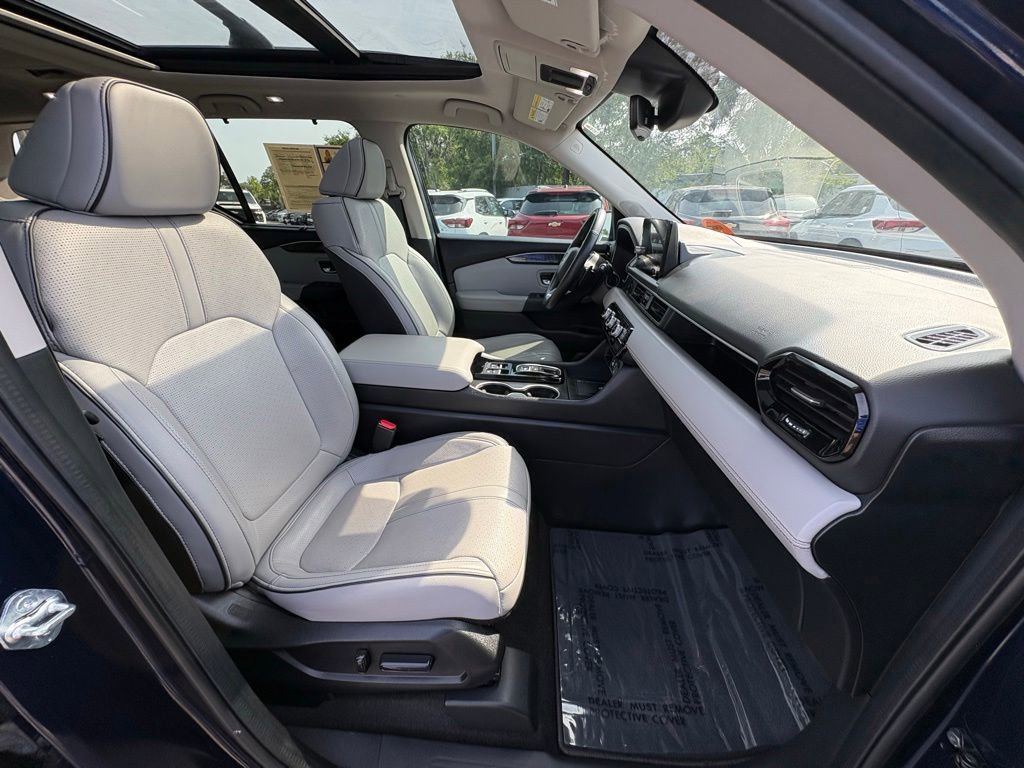 Used 2023 Honda Pilot Elite image 23