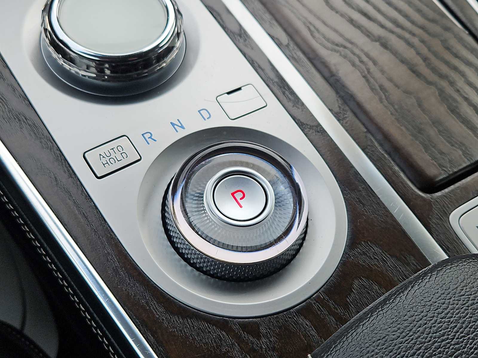 Used 2024 Genesis GV80 2.5T image 31