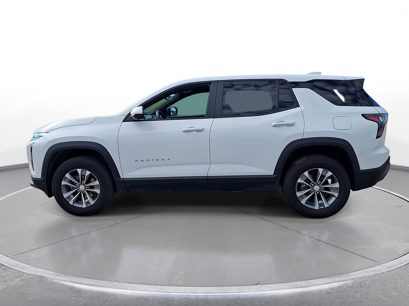 New 2025 Chevrolet Equinox LT w/ Safety and Technology Package FWD image 5