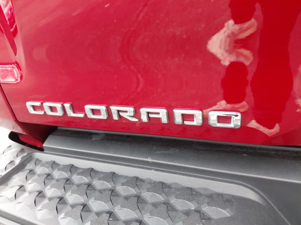 Used 2023 Chevrolet Colorado Z71 w/ Z71 Convenience Package 2 image 11