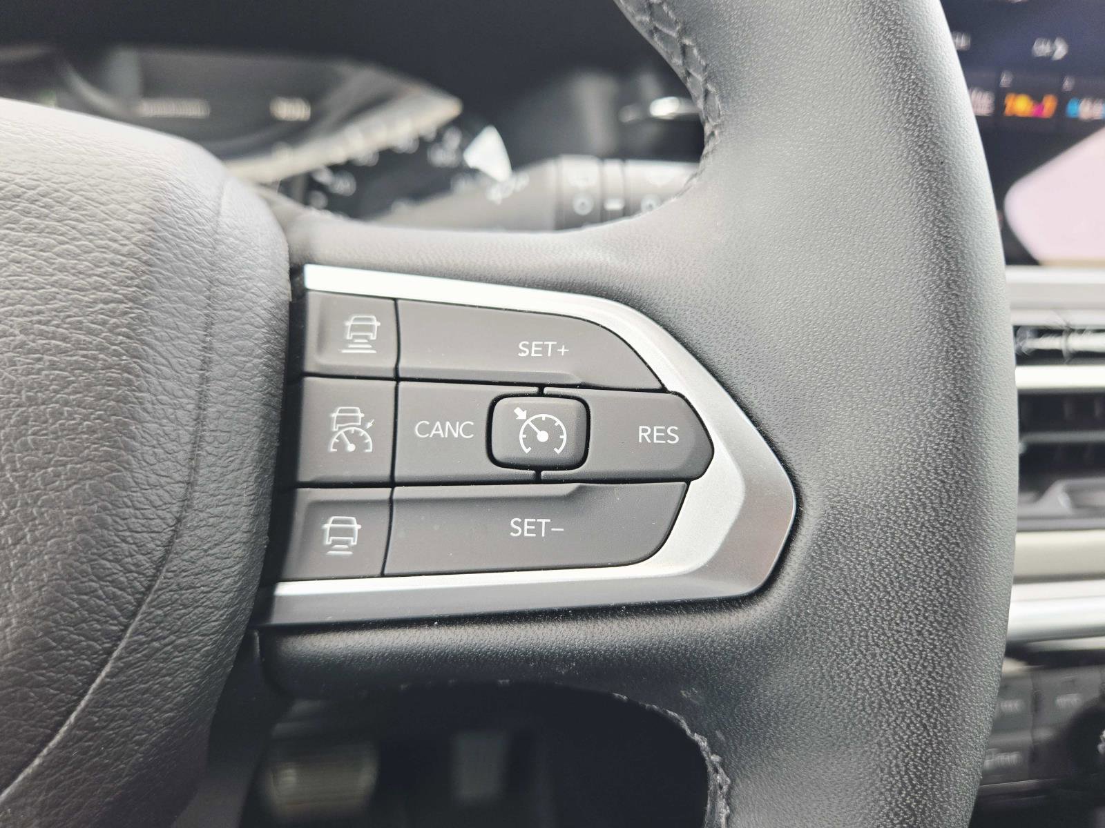 Used 2024 Jeep Compass Limited AWD/4WD image 22