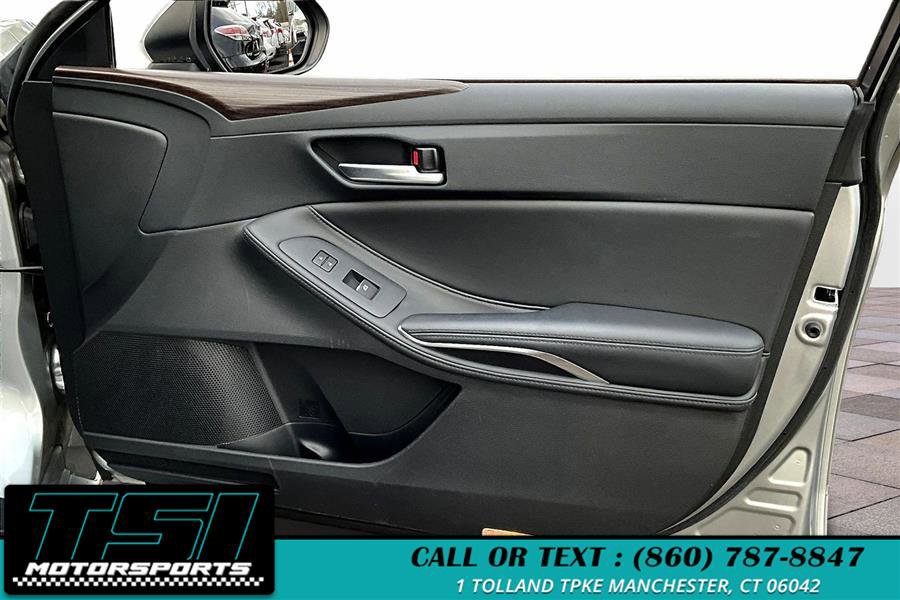Used 2019 Toyota Avalon XLE FWD image 24