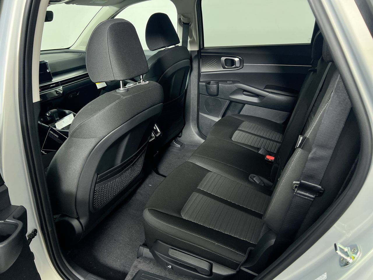 New 2026 Kia Sorento LX FWD image 29