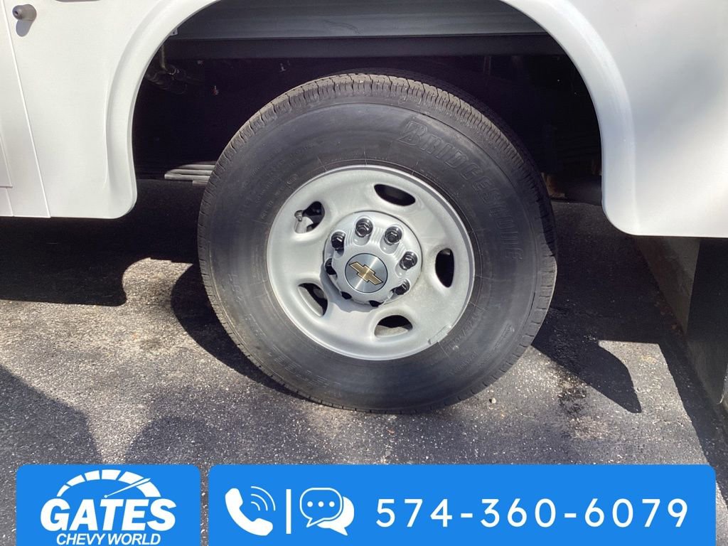 New 2025 Chevrolet Express 3500 Work Van w/ Power Convenience Package image 14
