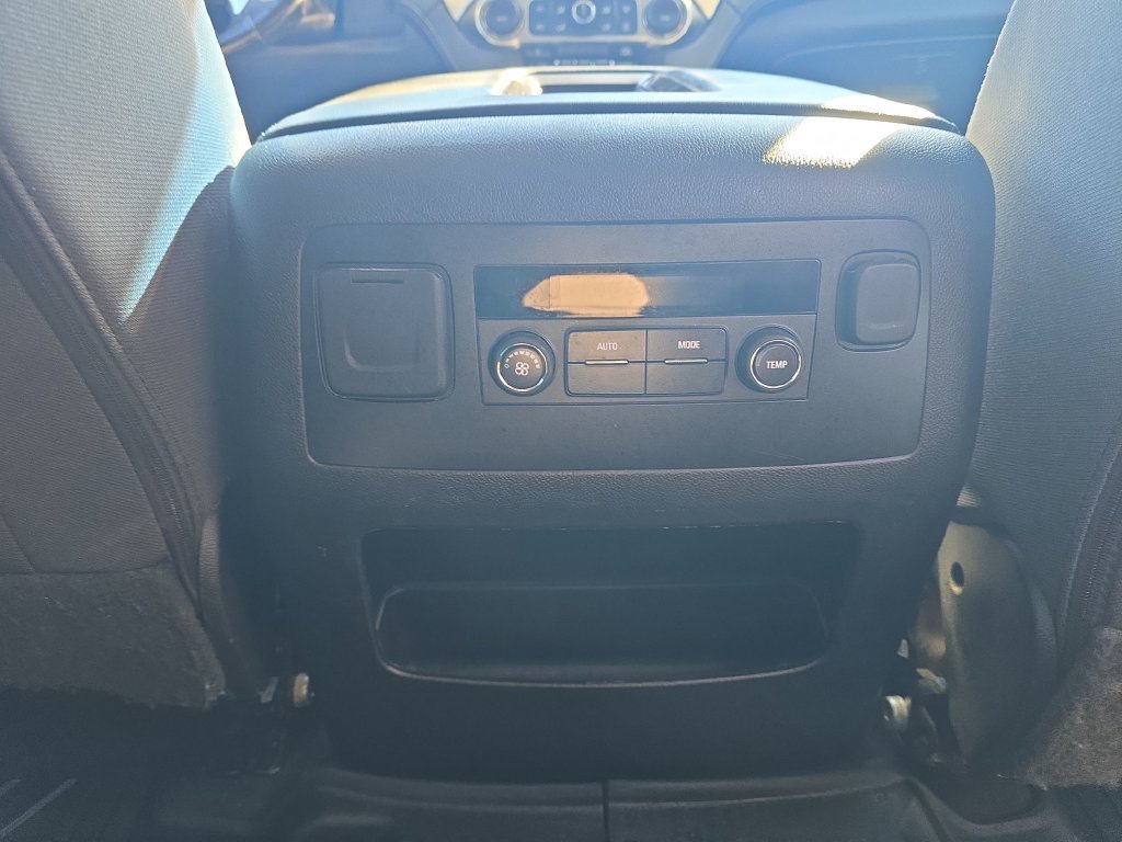 Used 2018 Chevrolet Tahoe LS RWD image 16