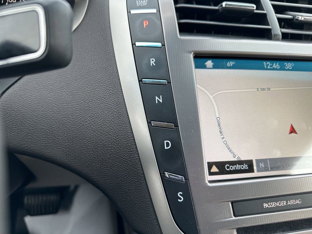 Used 2017 Lincoln MKZ Reserve w/ Climate Package image 22