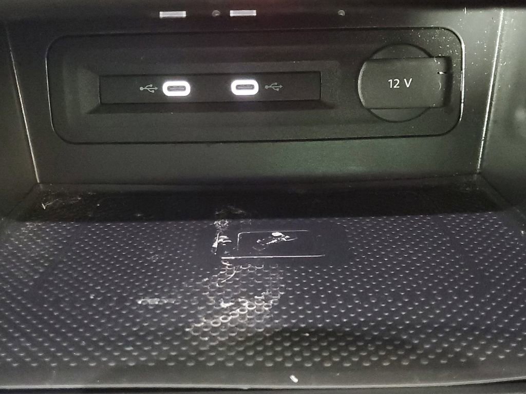 Used 2023 Volkswagen Atlas Cross Sport SEL R-Line image 22