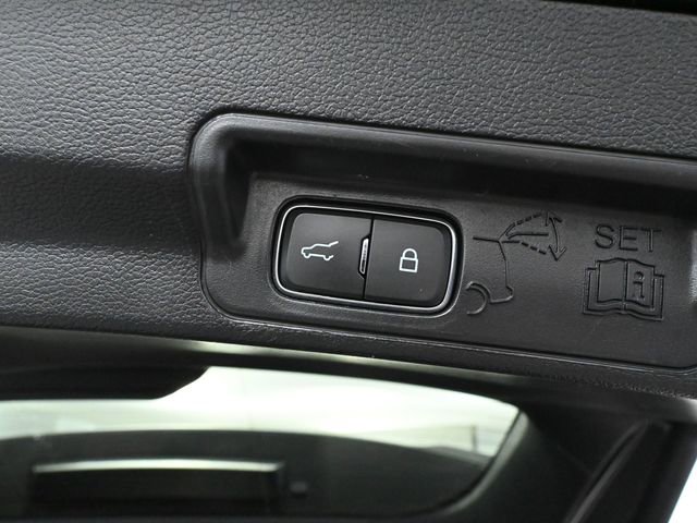 Used 2021 Ford Explorer Platinum w/ Equipment Group 601A image 42