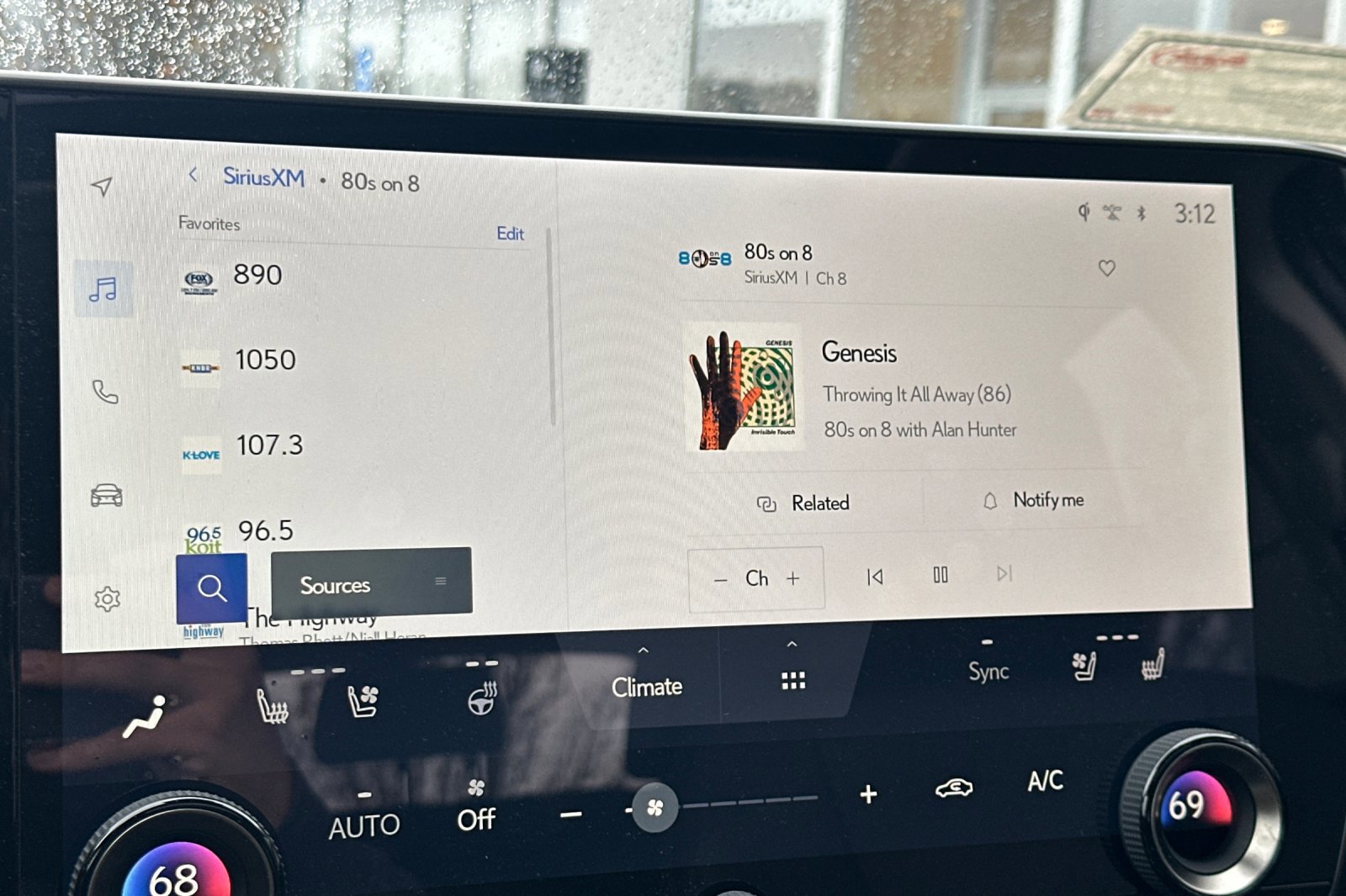 Certified 2025 Lexus NX 350h AWD w/ Premium Package image 23