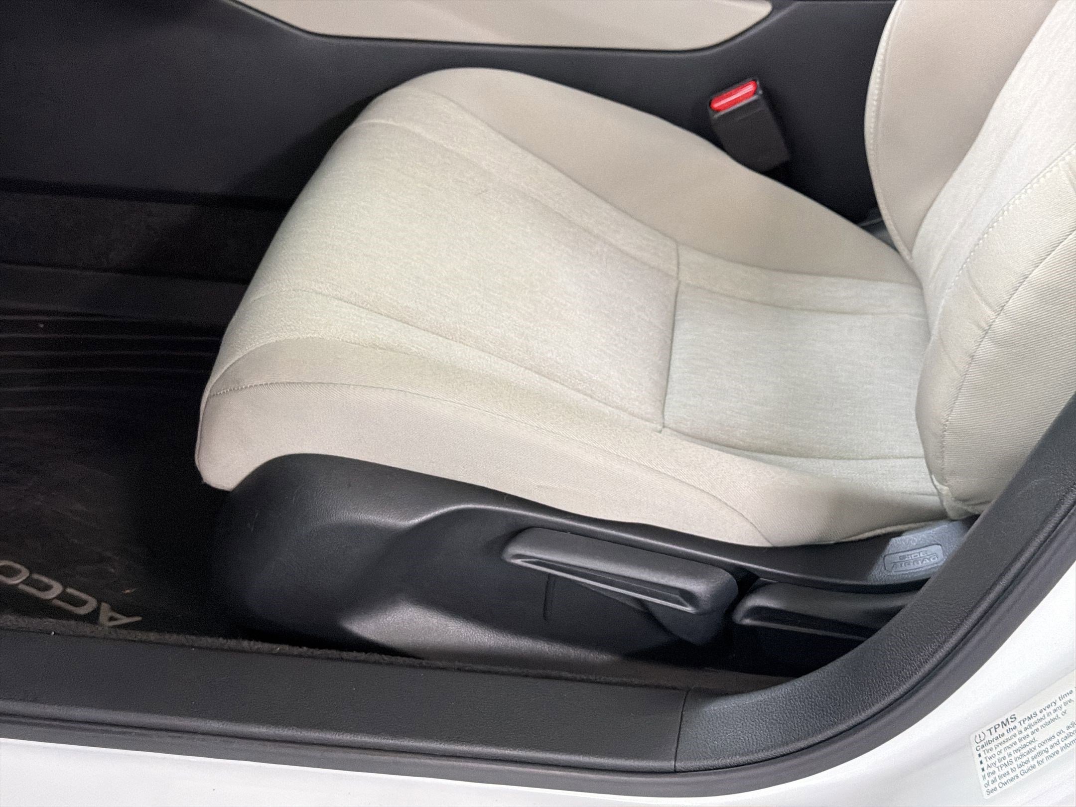 Certified 2024 Honda Accord LX image 14