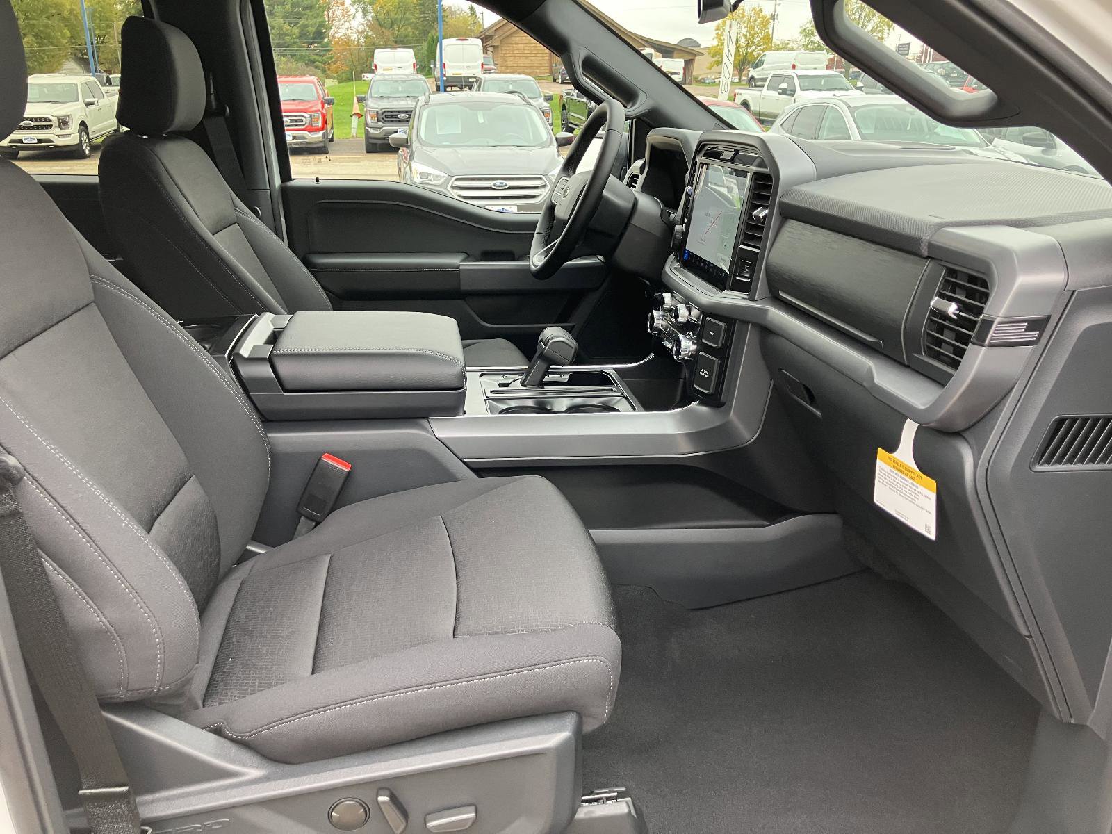 New 2025 Ford F150 XLT image 15