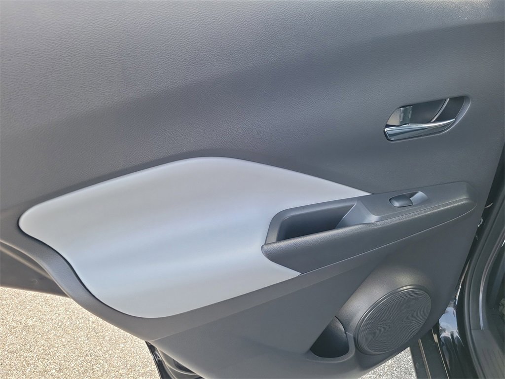 Used 2024 Nissan Kicks SR w/ SR Premium Package image 16