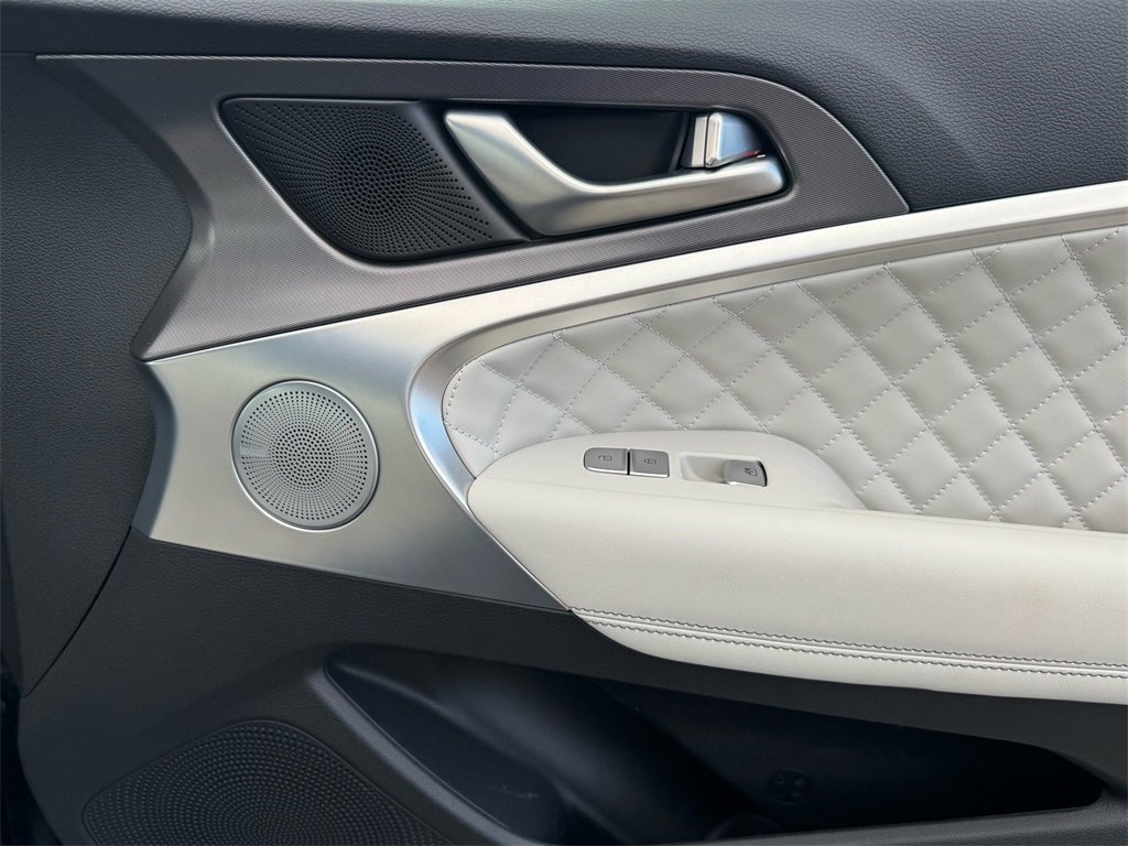 Used 2024 Genesis G70 3.3T Advanced w/ Sport Prestige Package image 24