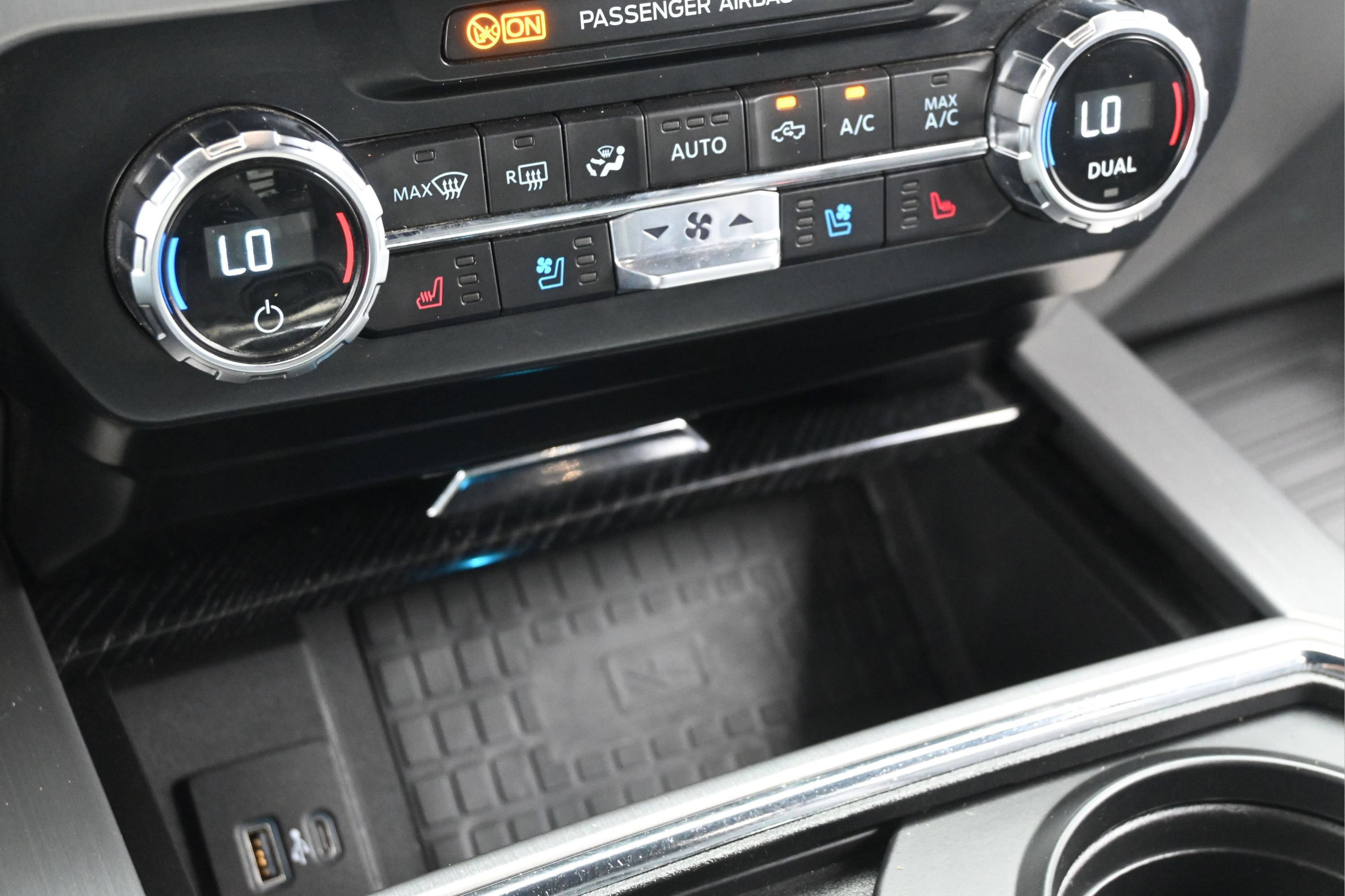 Used 2022 Ford F350 Platinum AWD/4WD image 39