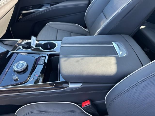 Certified 2026 Cadillac Escalade Luxury w/ LPO, Radiant Package image 17